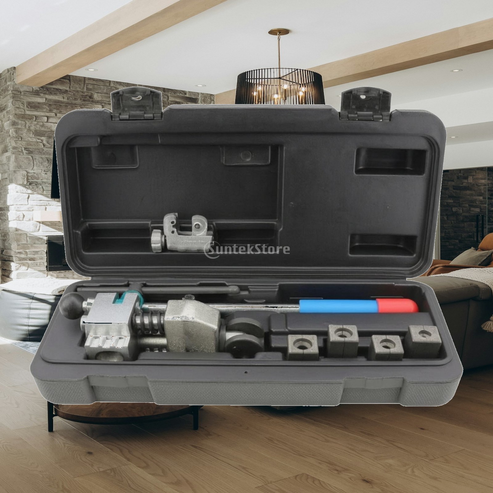 Tools In Mechanic Workshop - Kit di Attrezzi per Svasatura Tubi