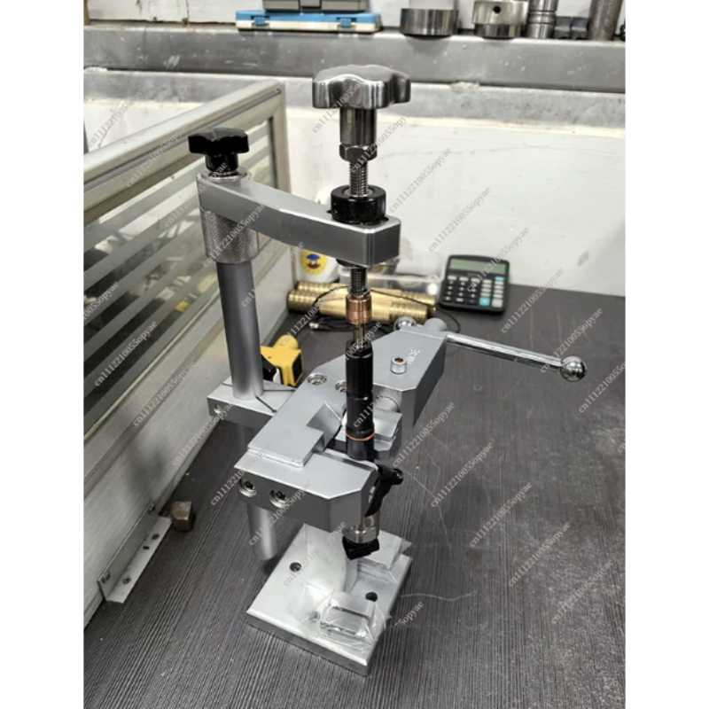 Supporto per Smontaggio Iniett - Common Tools In Workshop recensione e prezzo