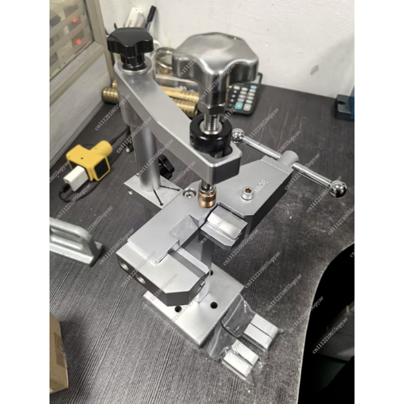 Supporto per Smontaggio Iniett - Common Tools In Workshop recensione e prezzo