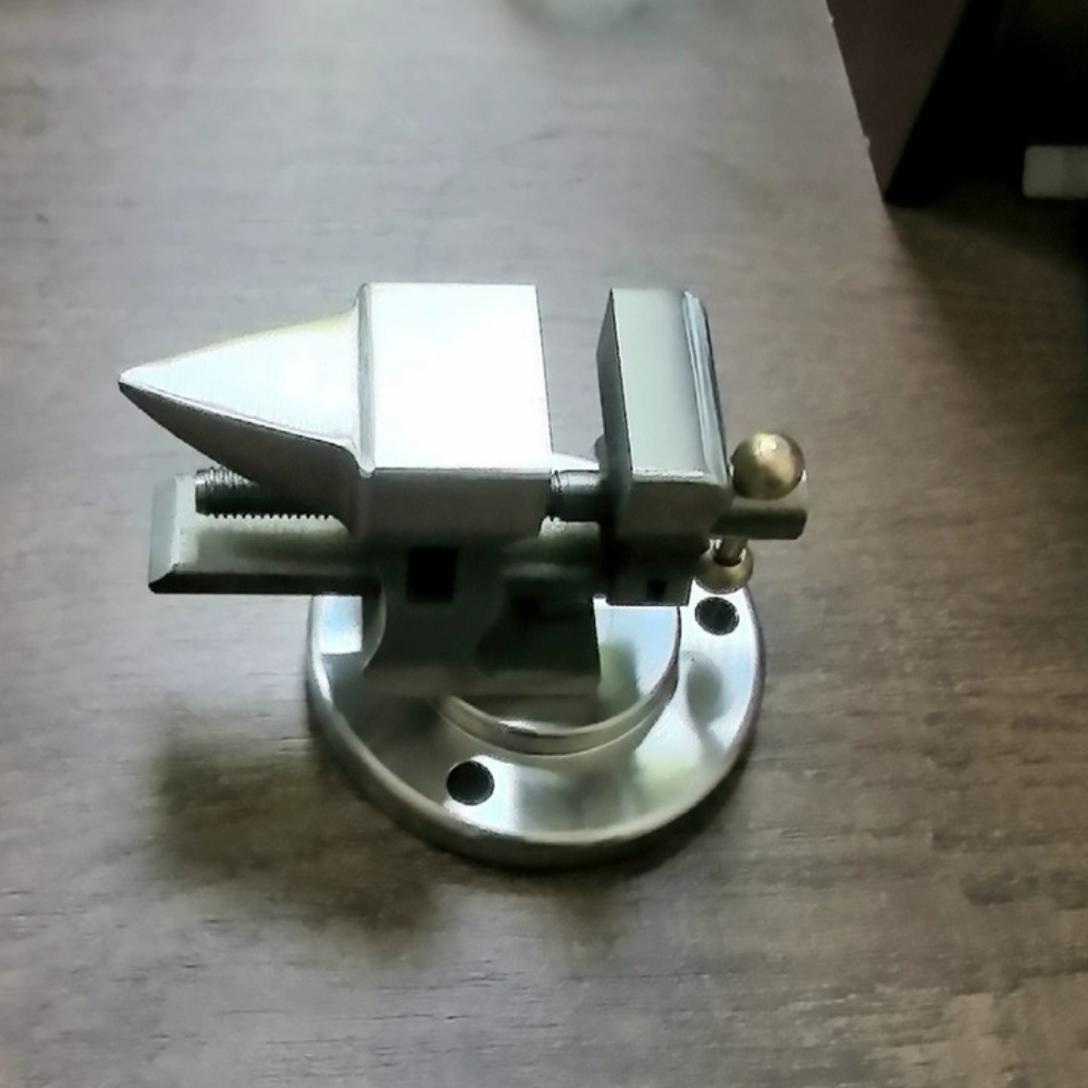 Morsetto da banco mini regolab - Bench Vise Swivel recensione e prezzo